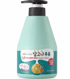 Лосьон для тела с ароматом дальгона Welcos Kwailnara Dalgona (Suga candy) Milk Body Lotion 